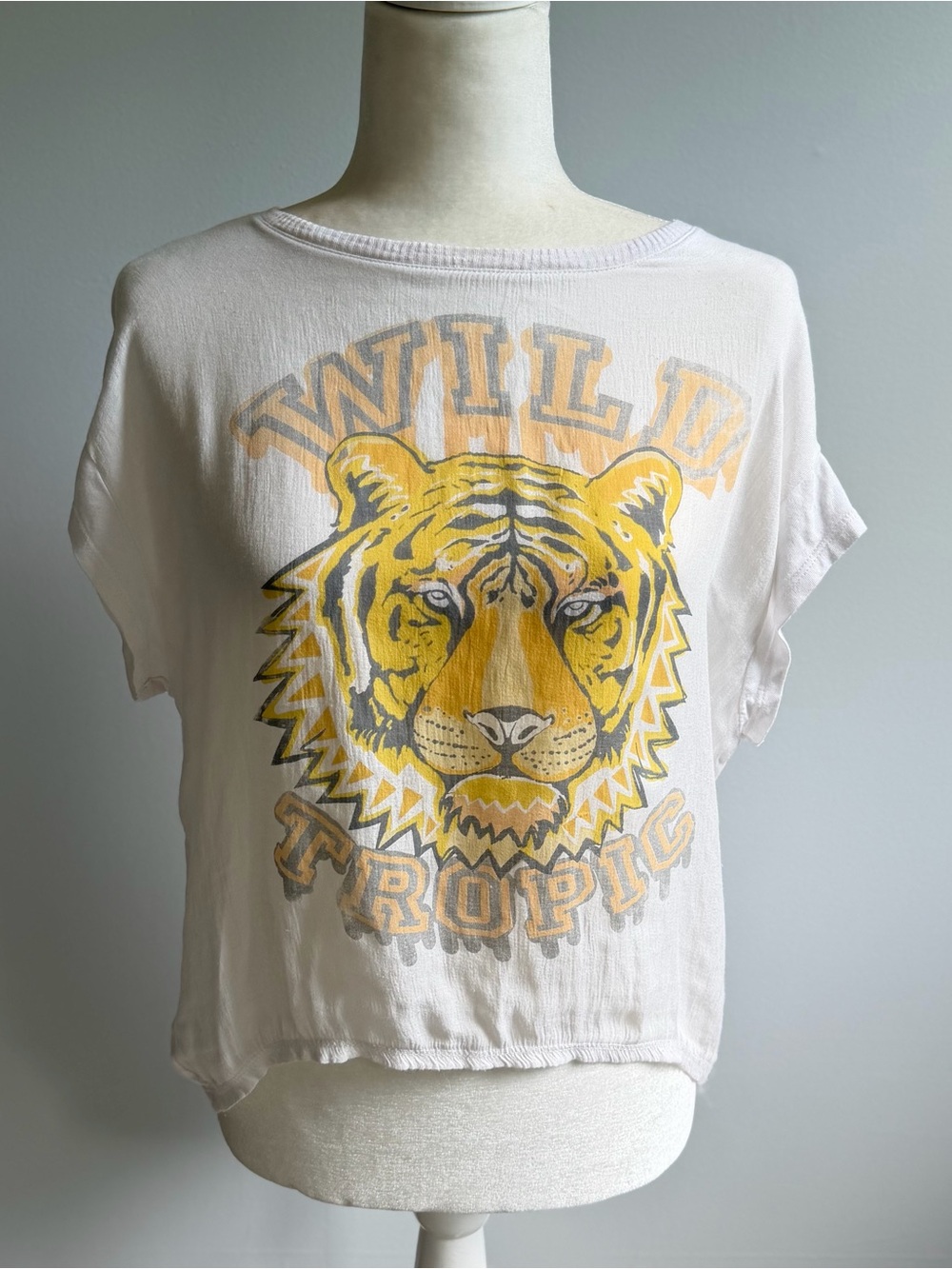 Zara Wild Tropic Open-Back Short Sleeve Shirt Women’s Size Small